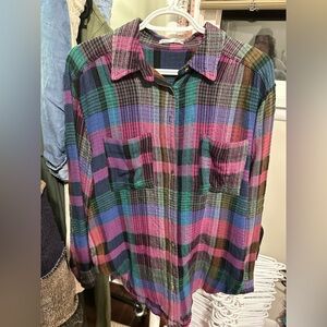 Dex women’s plaid button up shirt size small